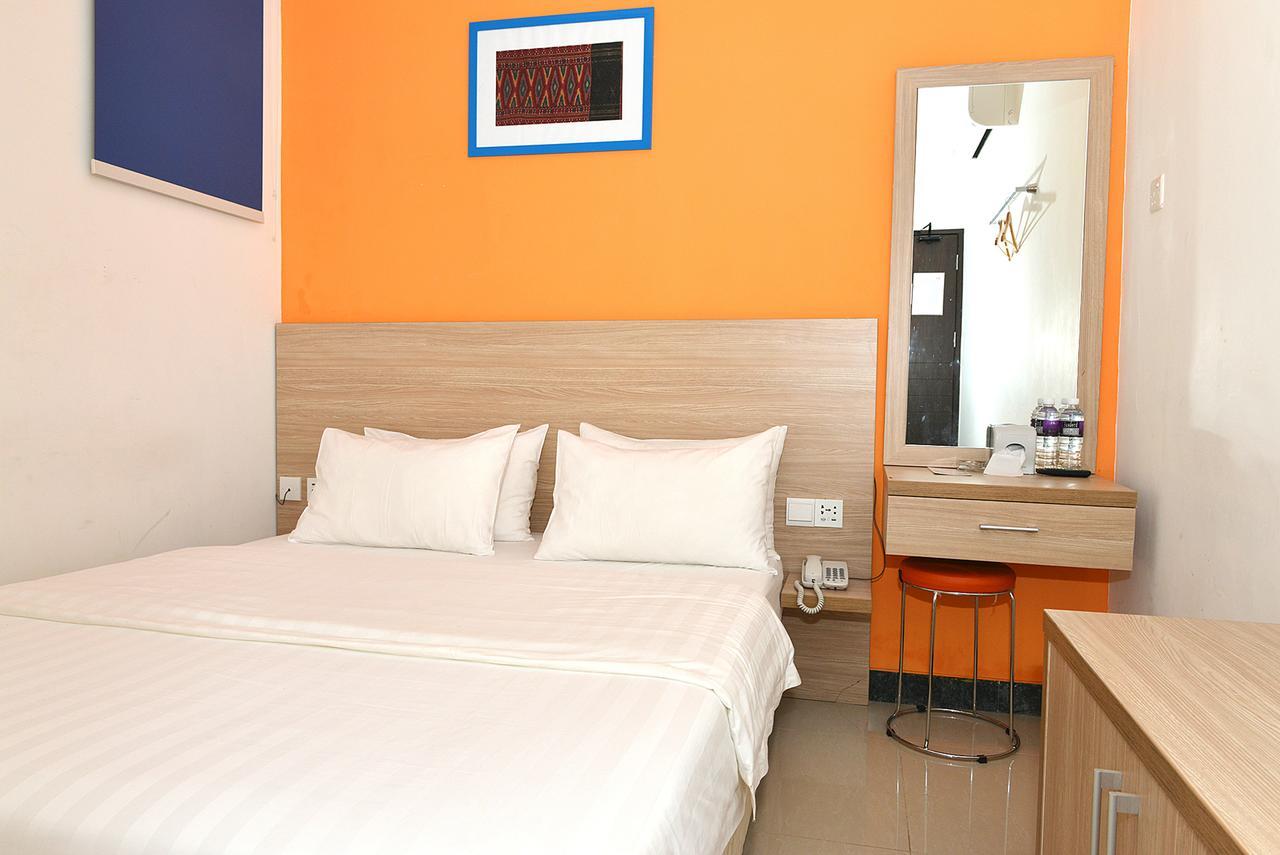 Fresh One Hotel Batam Exterior photo